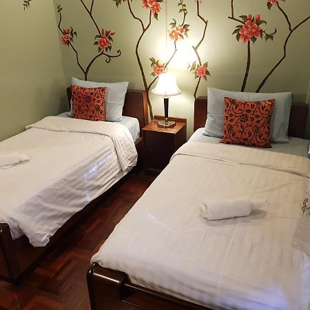 Siri House Bed And Breakfast Chiang Mai Exterior photo