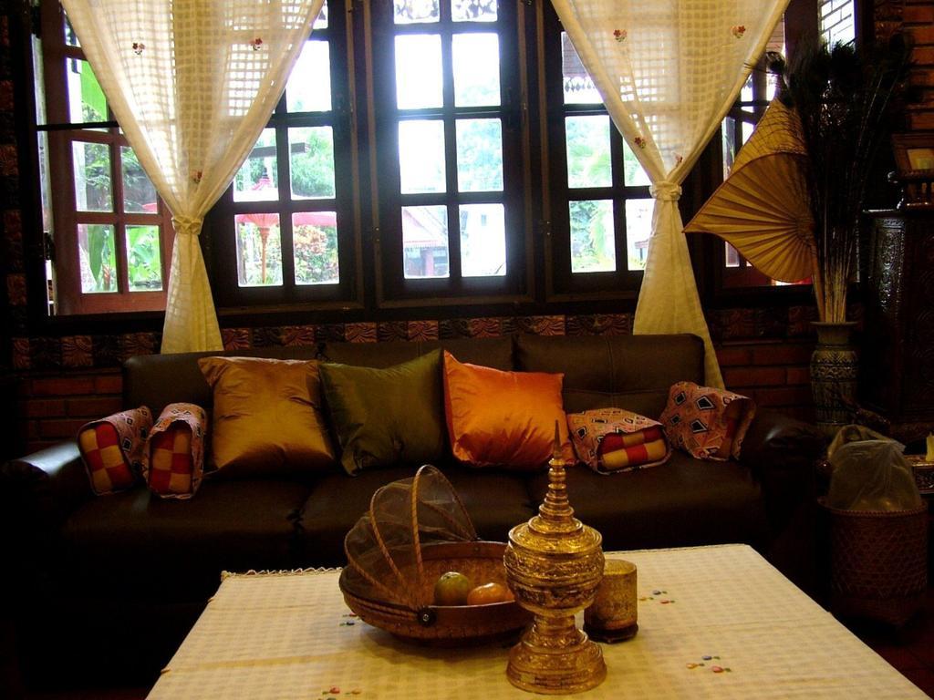Siri House Bed And Breakfast Chiang Mai Exterior photo