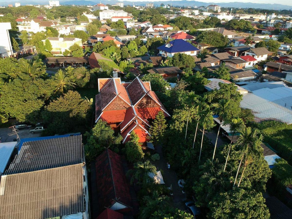 Siri House Bed And Breakfast Chiang Mai Exterior photo