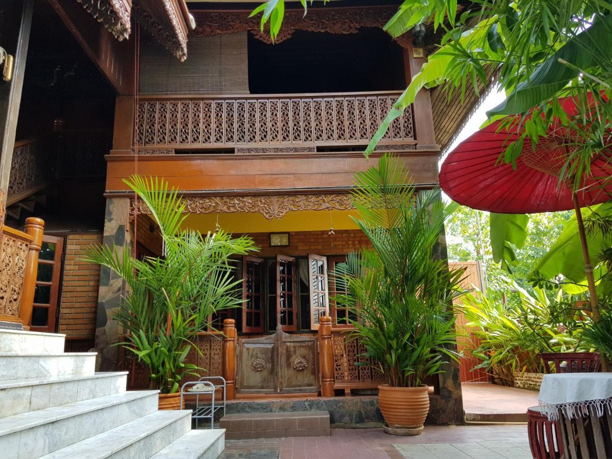 Siri House Bed And Breakfast Chiang Mai Exterior photo